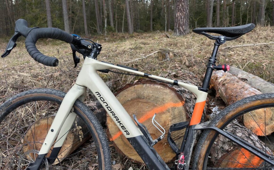 USE VYBE Suspension Seatpost Review: Looks Good, Does It Work ...